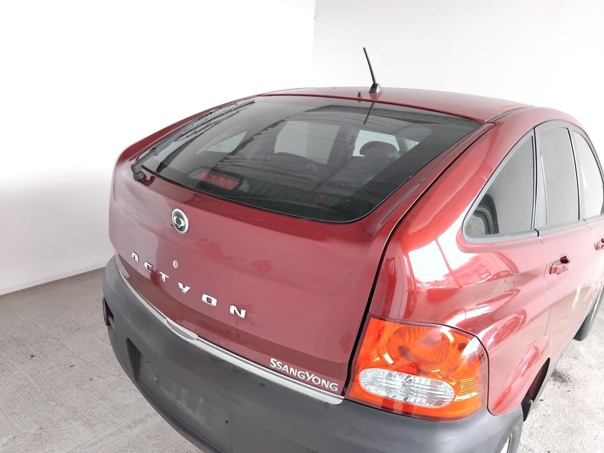 Ssangyong Actyon SUC Heckklappe RAD scandal red perl. mit Scheibe BJ2007