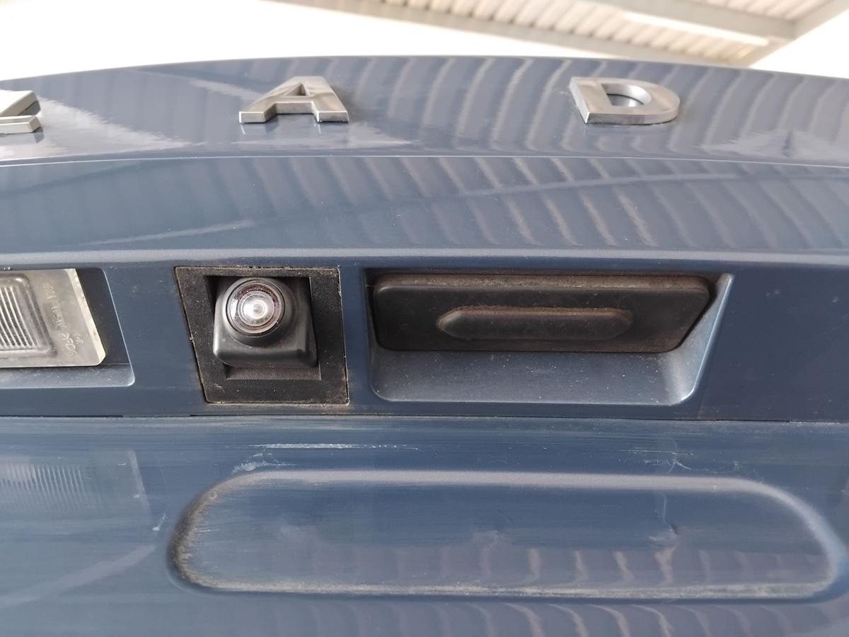 Lada Vesta GF Limousine Heckklappe 492 blues perl 4-t&uuml;rig BJ2019