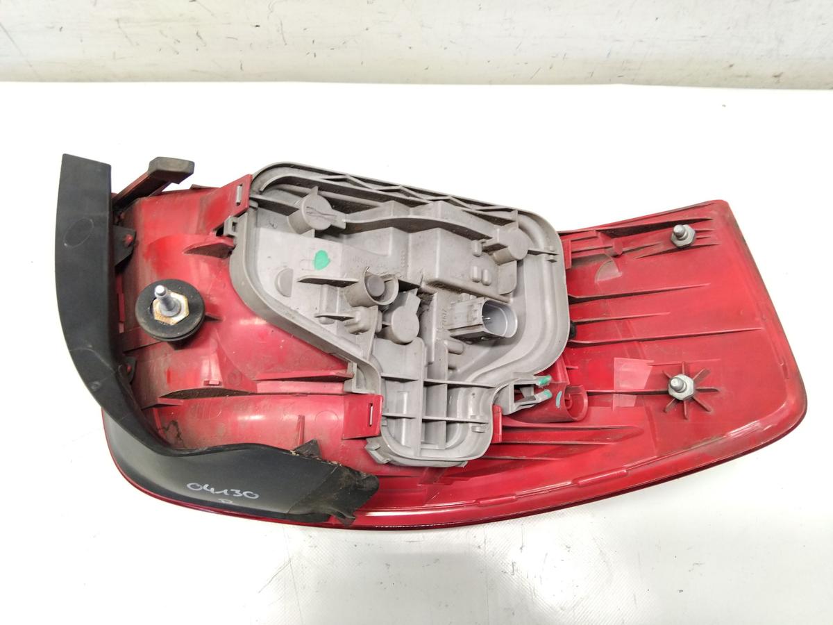 Audi A3 8P Facelift original R&uuml;ckleuchte Heckleuchte rechts 3-t&uuml;rig BJ2010