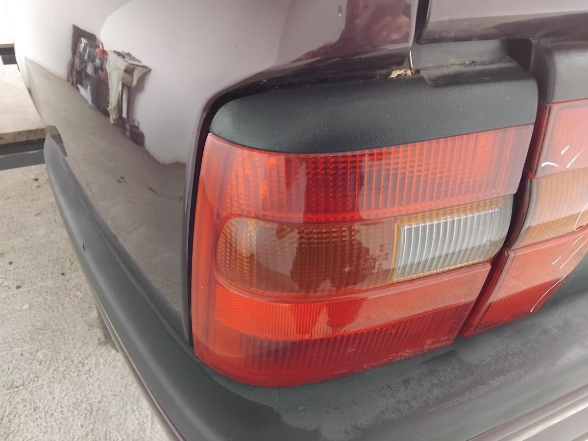 Opel Vectra A orig.Rückleuchte Heckleuchte links 4-türig Limo Facelift BJ1994