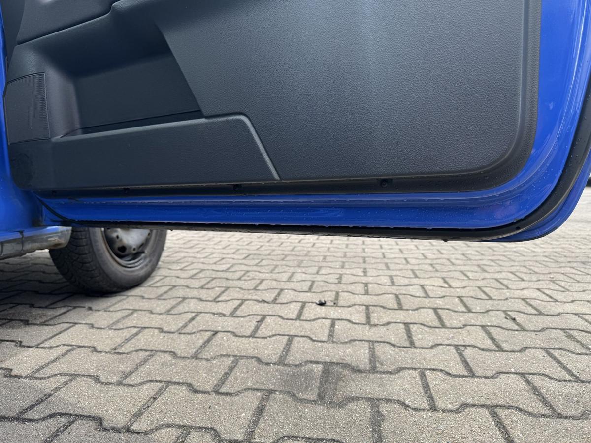 VW Polo 9N3 original T&uuml;r vorn rechts LA5F Summer Blue 3-T&uuml;rer Rohbau Bj.2008