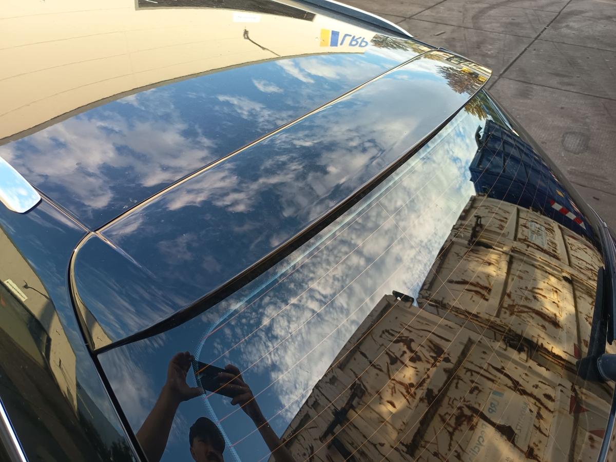 Audi A4 B8 8K Avant original Heckklappe mit Scheibe Y9B Brillantschwarz Bj 2009
