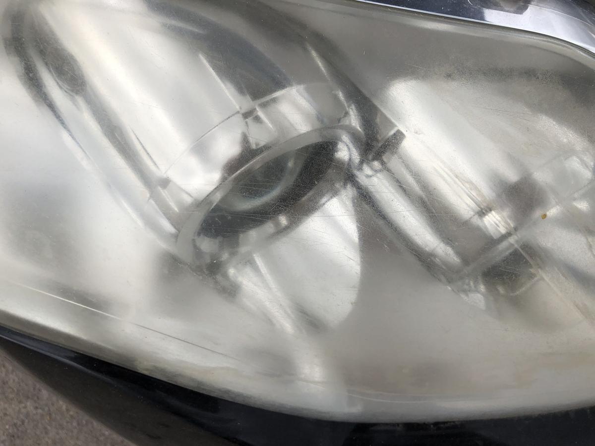 Renault Laguna III 3 Scheinwerfer rechts Hauptscheinwerfer Halogen stark Tr&uuml;b
