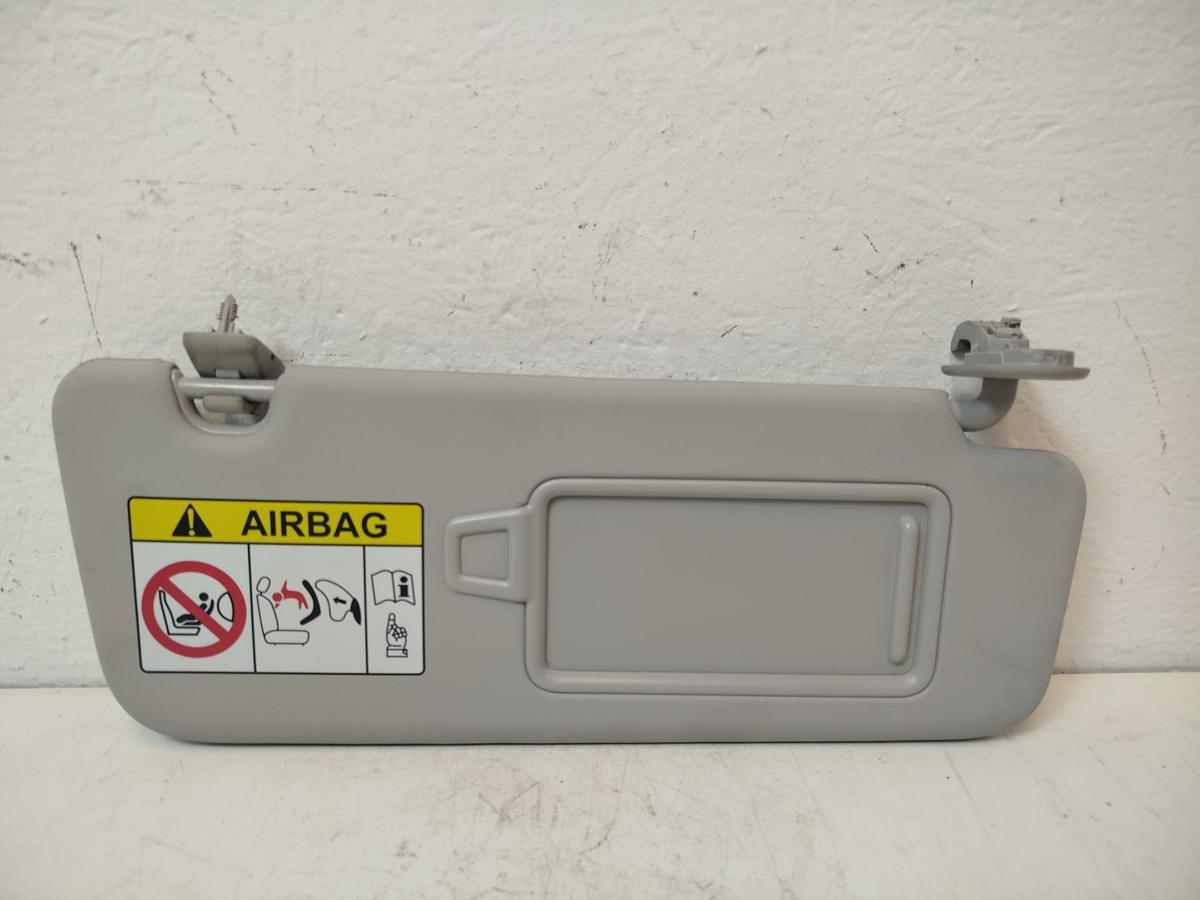 Hyundai i30 PD Mild Hybrid Sonnenblende vorn rechts mit Spiegel Beifahrerseite