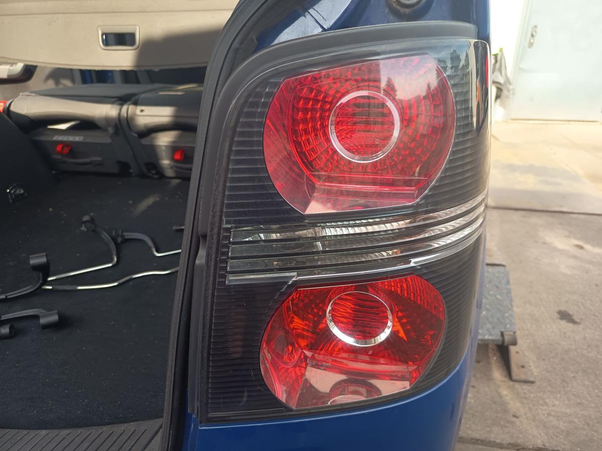 VW Touran GP 1T original R&uuml;ckleuchte rechts Heck Schlusslicht Bj 2009