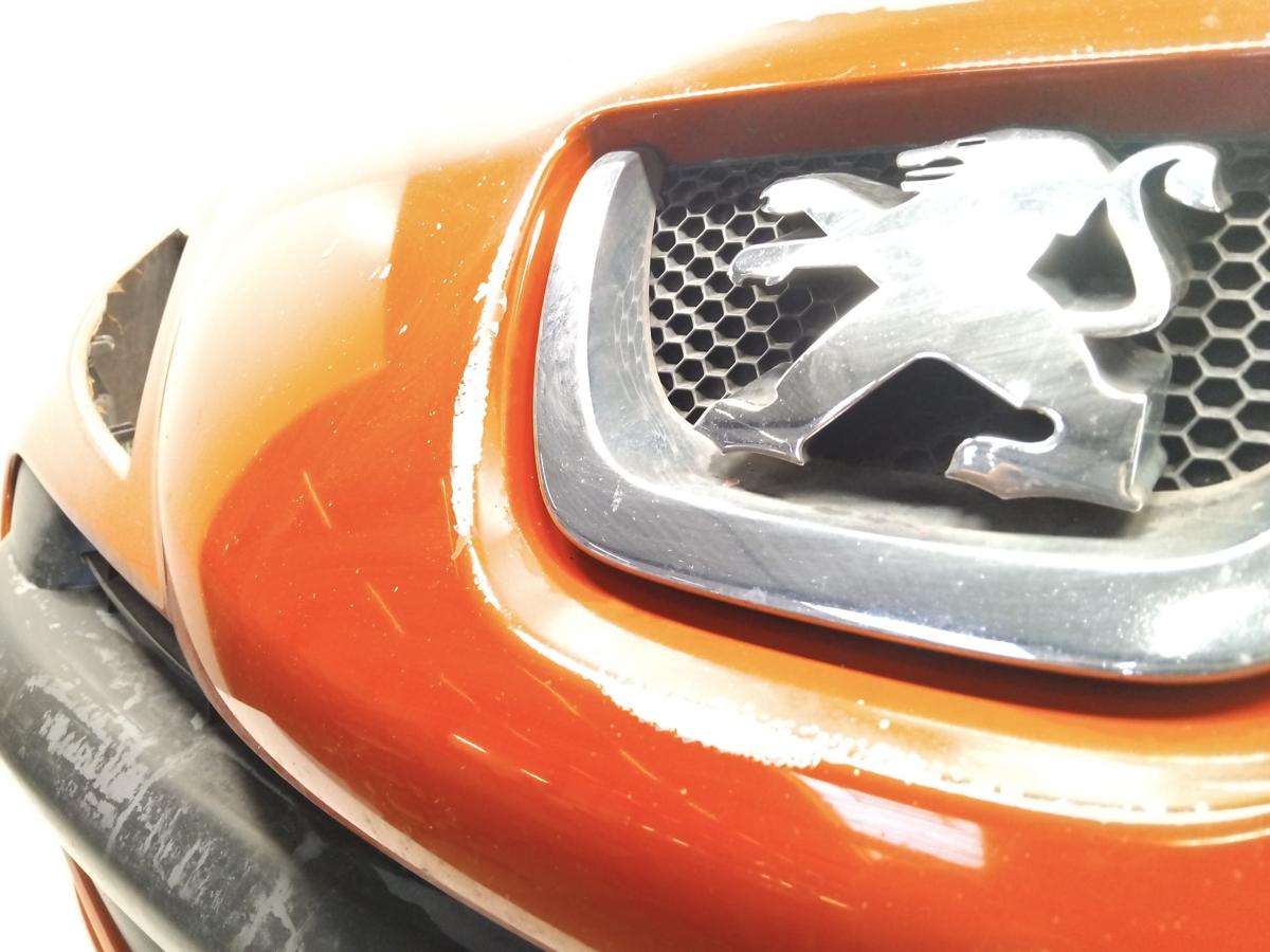 Peugeot 206+ original Sto&szlig;stange Sto&szlig;f&auml;nger vorn inkl. Nebelscheinwerfer Bj2010