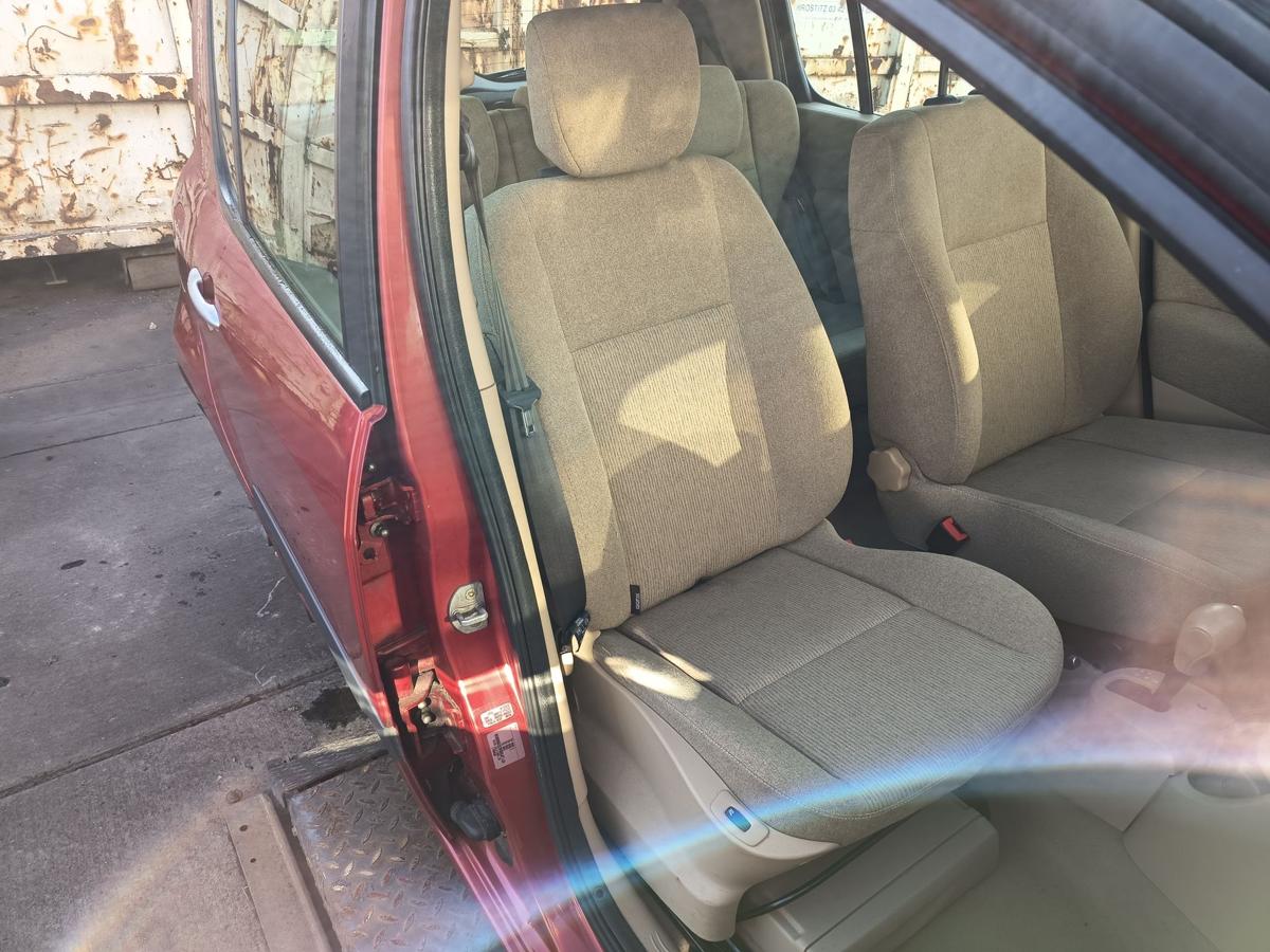 Renault Modus original Sitz vorne rechts Stoff Sitzheizung Baujahr 2005