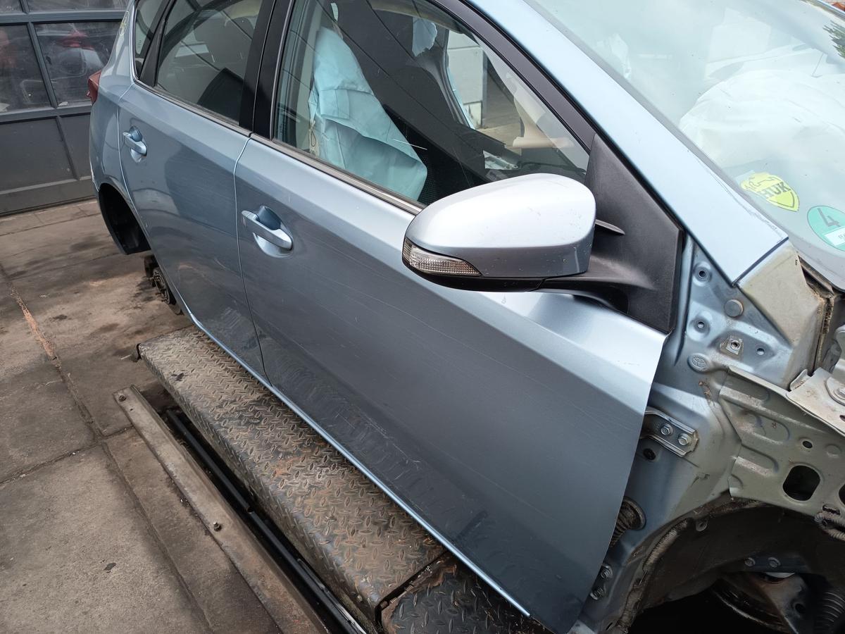 Toyota Auris E18 original T&uuml;r vorn rechts Beifahrer Rohbau 8N0 Arktisblau Bj2013