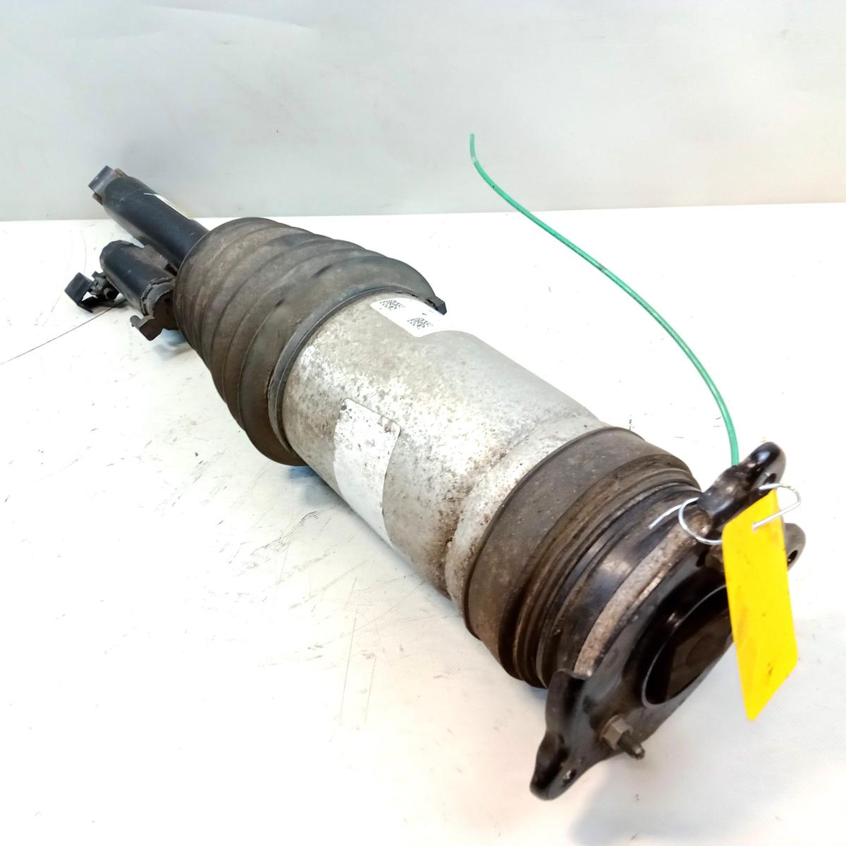 Tesla Model S Facelift original Luftfederbein Hinterachse rechts Bj.2019