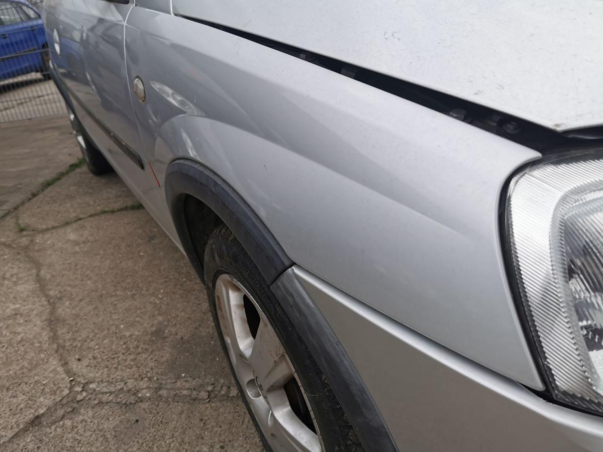 Opel Corsa C Kotfl&uuml;gel Fender Seitenwand vorn rechts Z157 Starsilber III DELLE