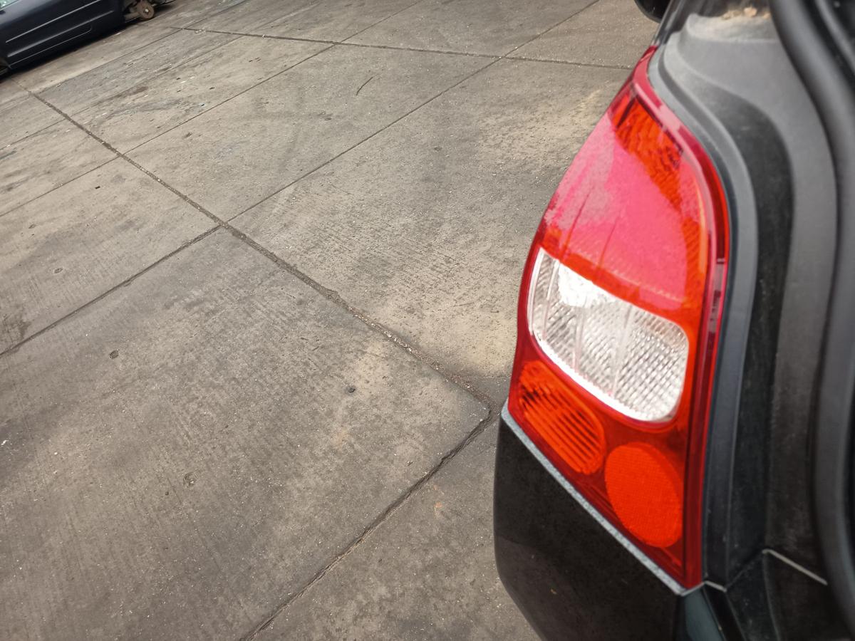 Renault Twingo II original R&uuml;ckleuchte links Heckschlusslicht Bj 2011