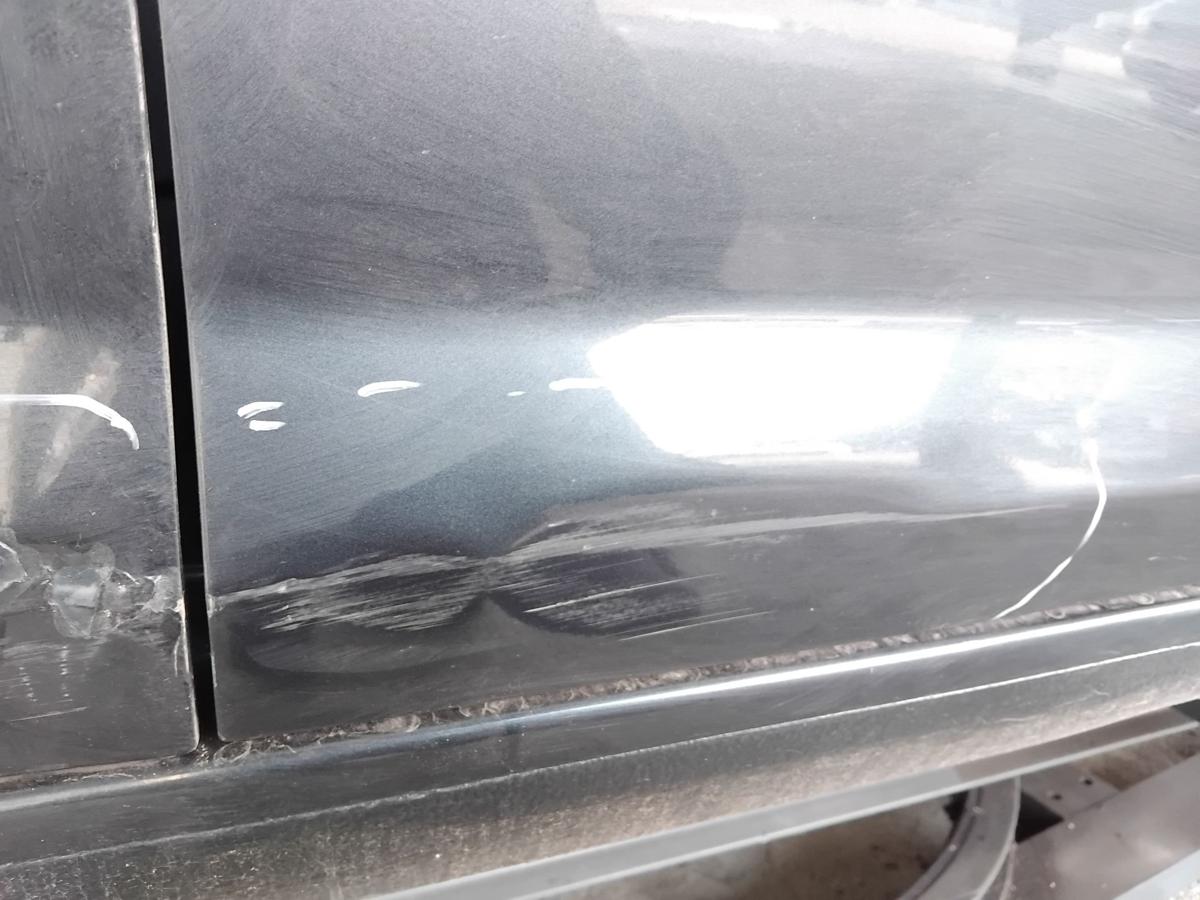 VW Golf Plus 5M Tür vorn rechts Beifahrertür beschädigt BJ2005 LC5F Bluegraphitmetallic