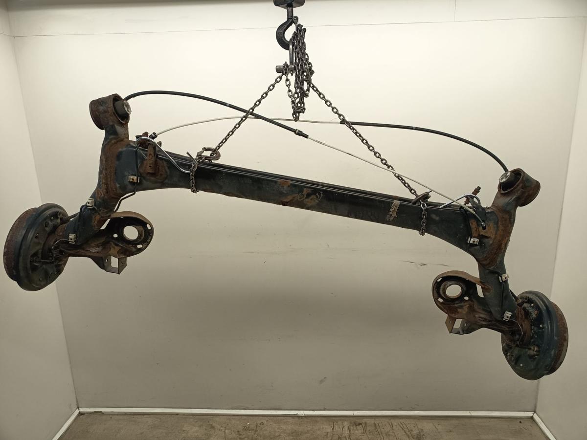 Skoda Fabia II 5J original Hinterachse Tr&auml;ger 5 Loch trommelgebremst Bj 2012