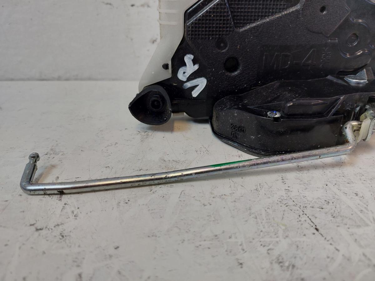 Toyota Yaris XP13 T&uuml;rschloss vorn rechts Schloss Beifahrert&uuml;r mit ZV