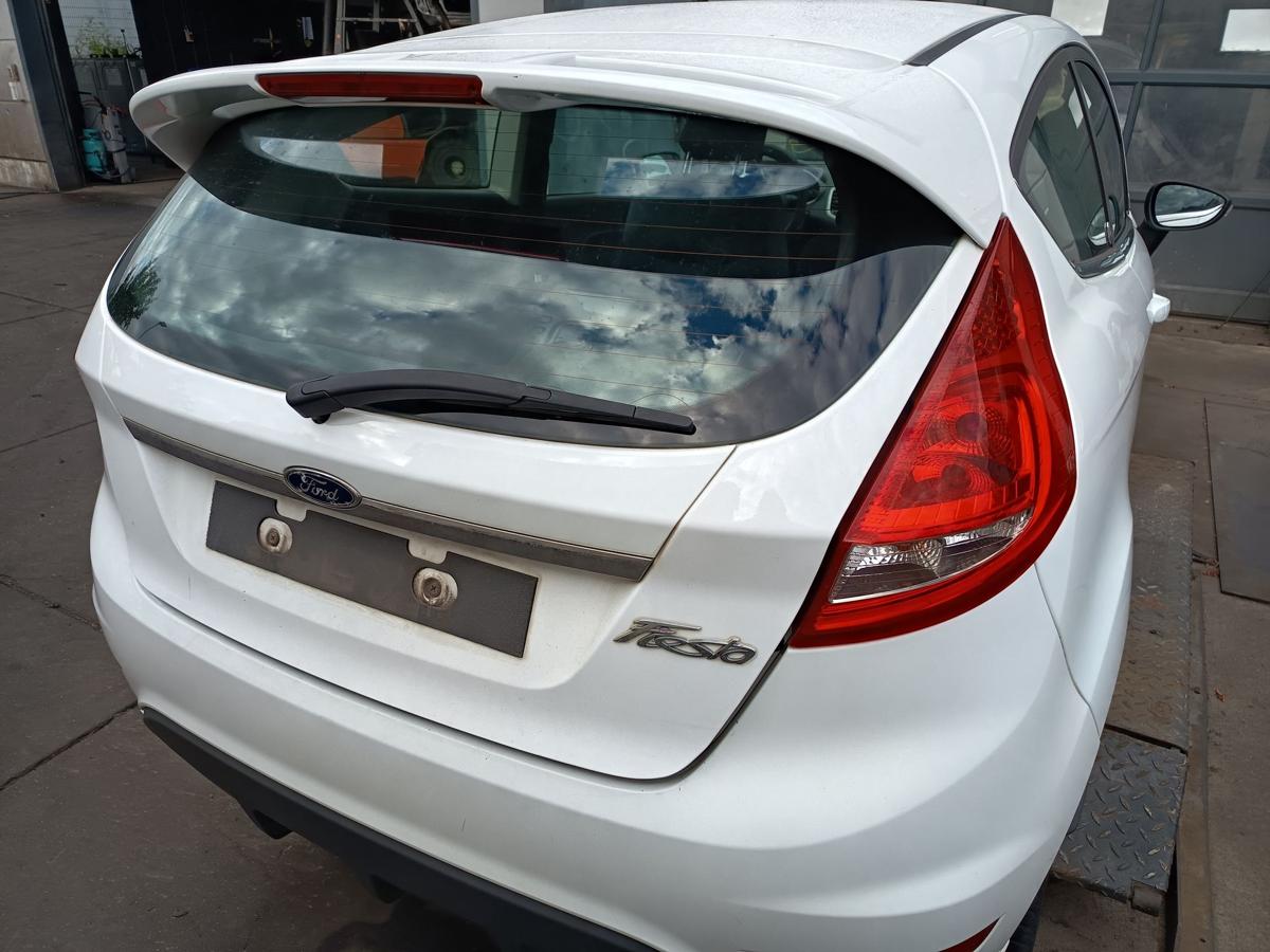 Ford Fiesta VI JA8 original Heckklappe mit Scheibe H9 Frost Wei&szlig; Bj 2009
