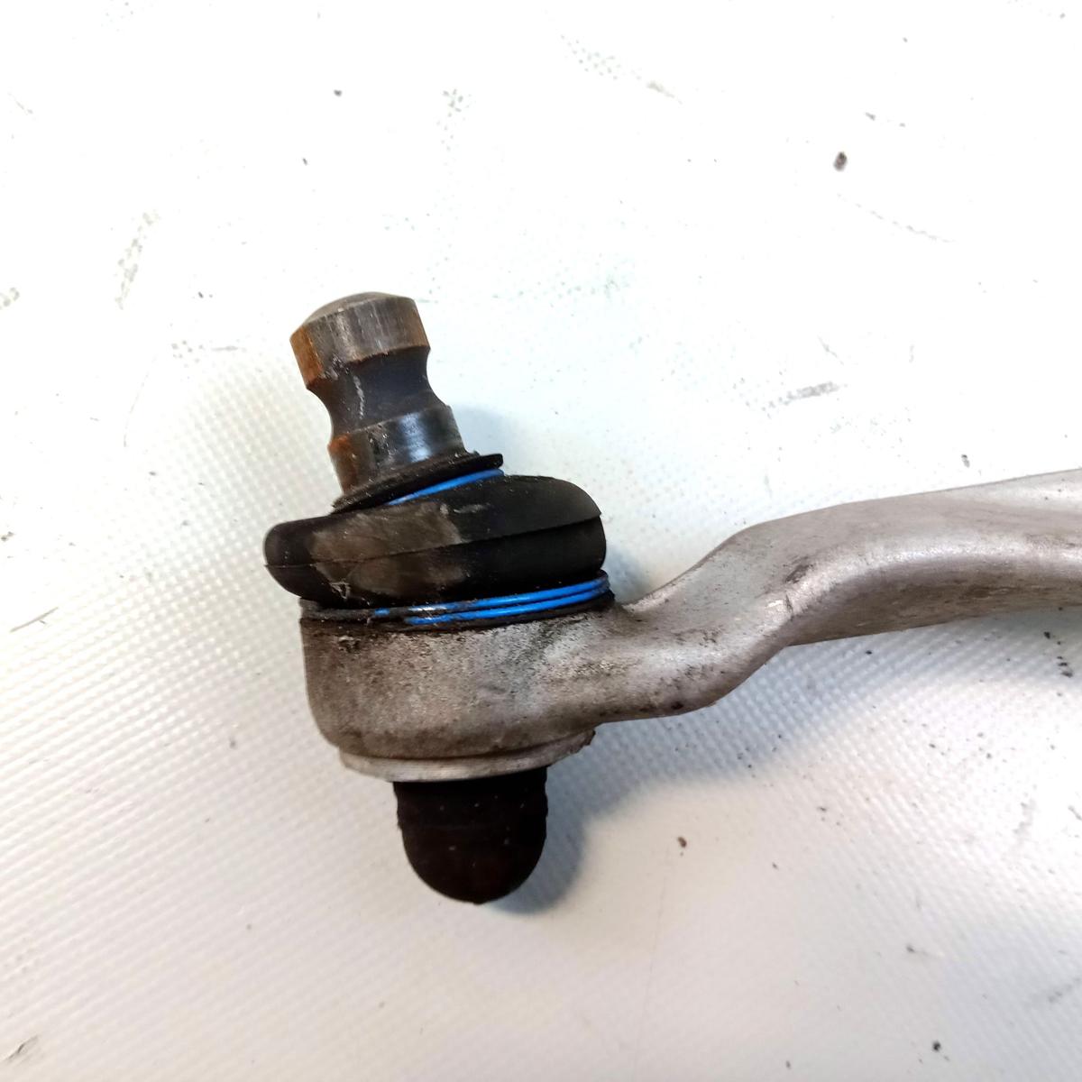 Audi A4 B5 Satz Querlenker Vorderachse rechts oben Bj.1997