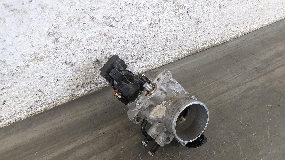 Kia Cerato FE Drosselklappe 1599ccm 77kw ohne Poti 3510026800