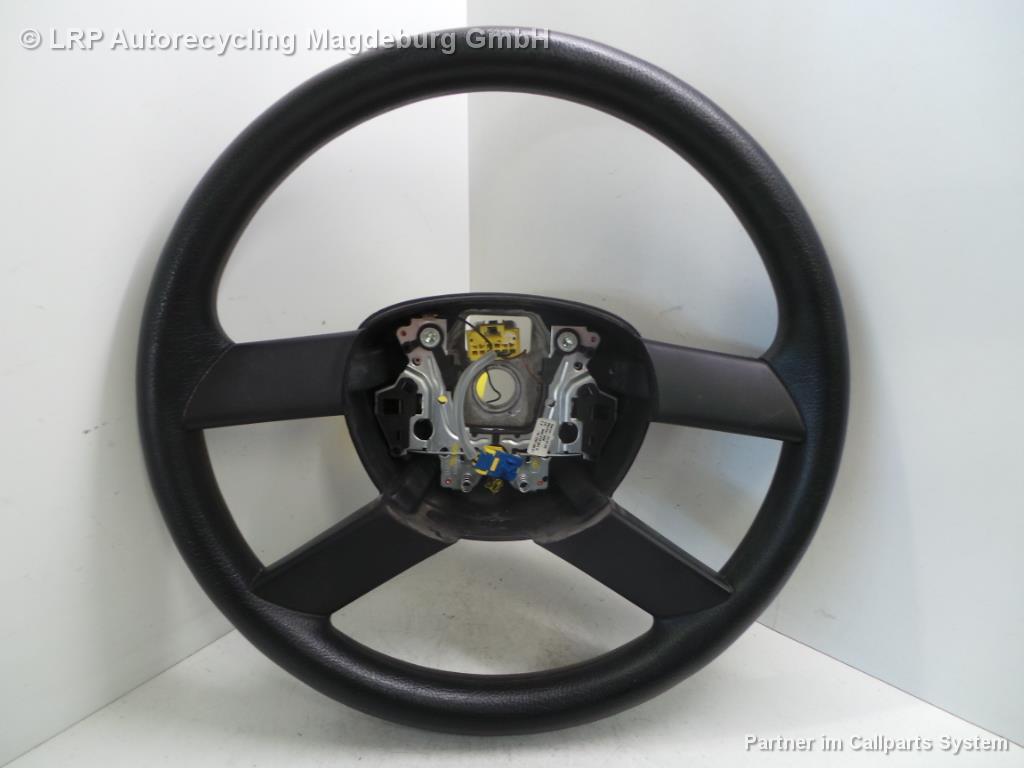 Lenkrad 4 Speichenlenkrad Plastiklenkrad VW Polo 9N1