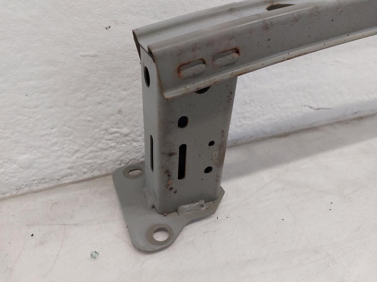 Nissan Micra K14 Tr&auml;ger Sto&szlig;f&auml;nger vorn Unterteil Sto&szlig;f&auml;ngertr&auml;ger Pralltr&auml;ger