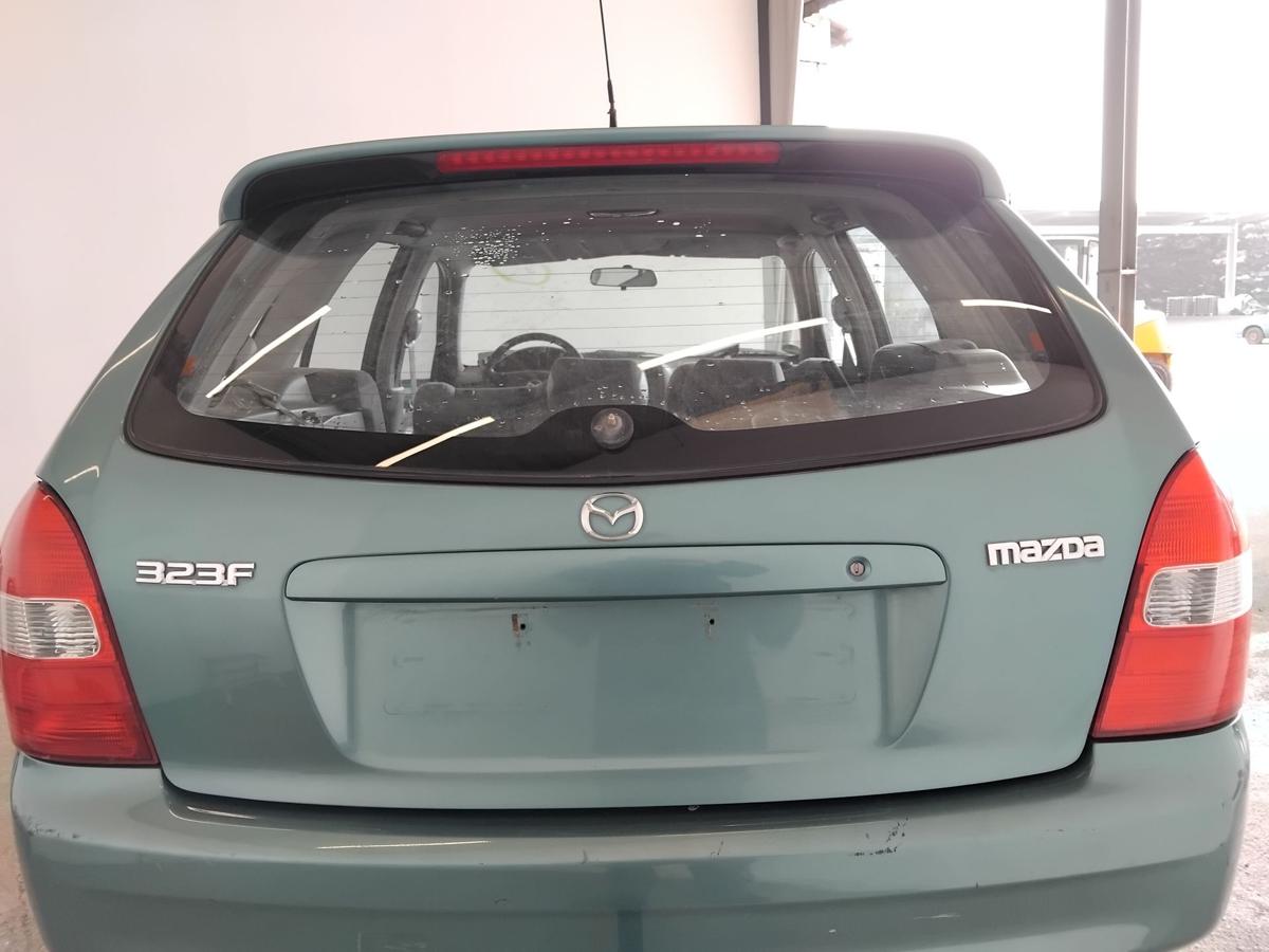 Mazda 323 F BJ Heckklappe mit Heckscheibe 5t&uuml;rig Flie&szlig;heck BJ2001 23G orient green pear