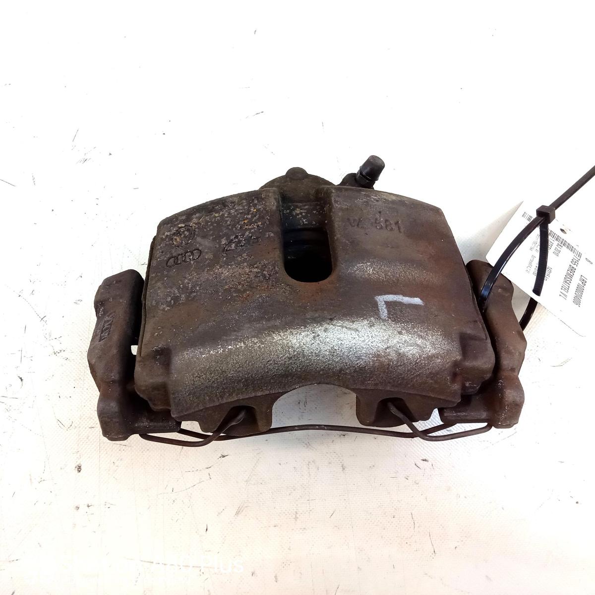 Audi A3 8P Quattro original Bremssattel Vorderachse links 312x25mm Bj.2010