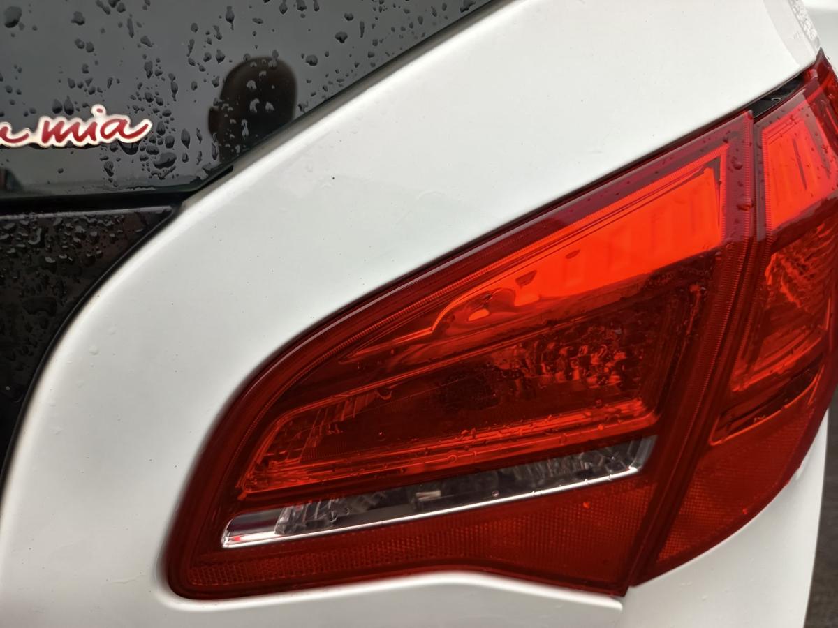 Opel Mervia B original R&uuml;ckleuchte rechts innen Heckschlusslicht Bj 2012