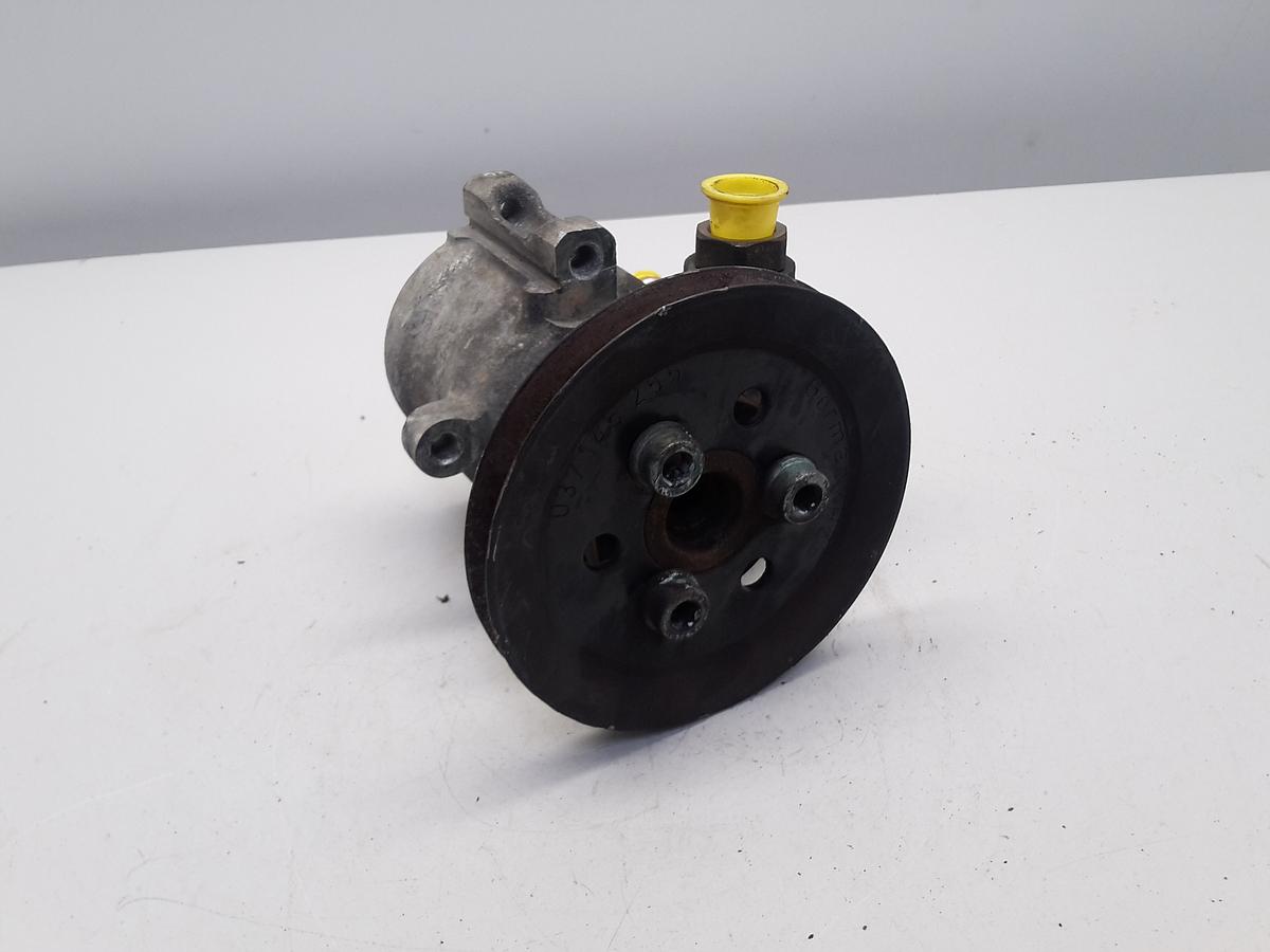 VW Polo 6N1 orig Servopumpe Hydraulikpumpe 1.6l 74kw Bj 2001