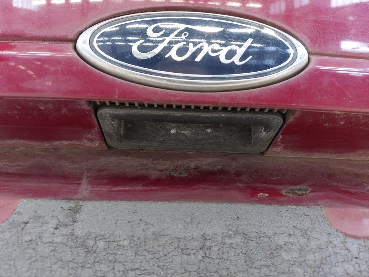 Ford Fiesta JA8 Heckklappe Kofferklappe Heckdeckel mit Scheibe Hot Magenta 5 trg