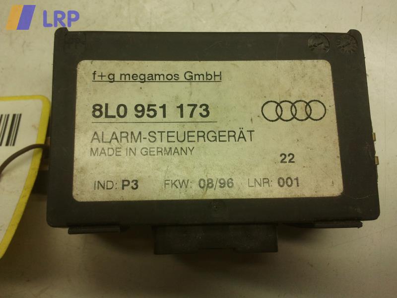 Audi A8 D2 Bj.1998 Steuergerät Innenraumüberwachung 8L0951173 Megamos