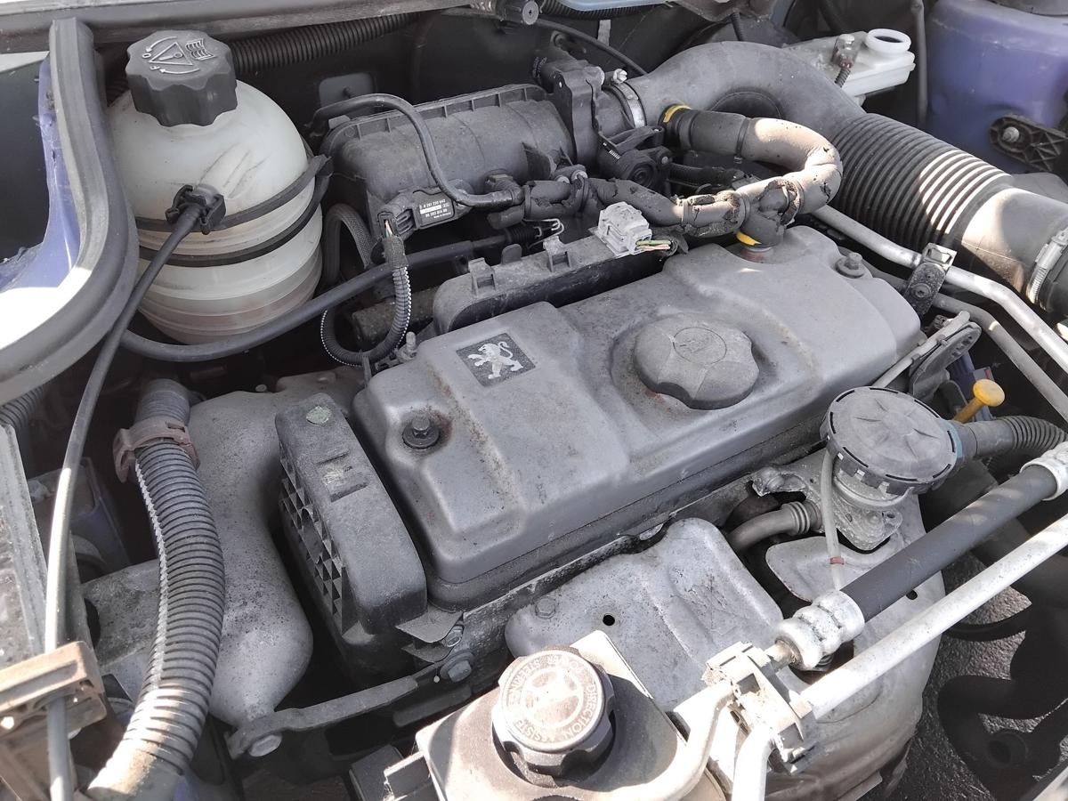 Peugeot 206 Motor Engine KFW 1.4 55kw 41117km BJ2005