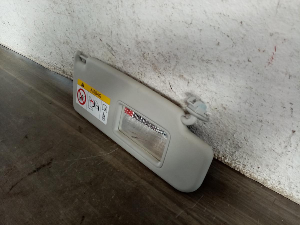 VW Up AA Sonnenblende vorn links