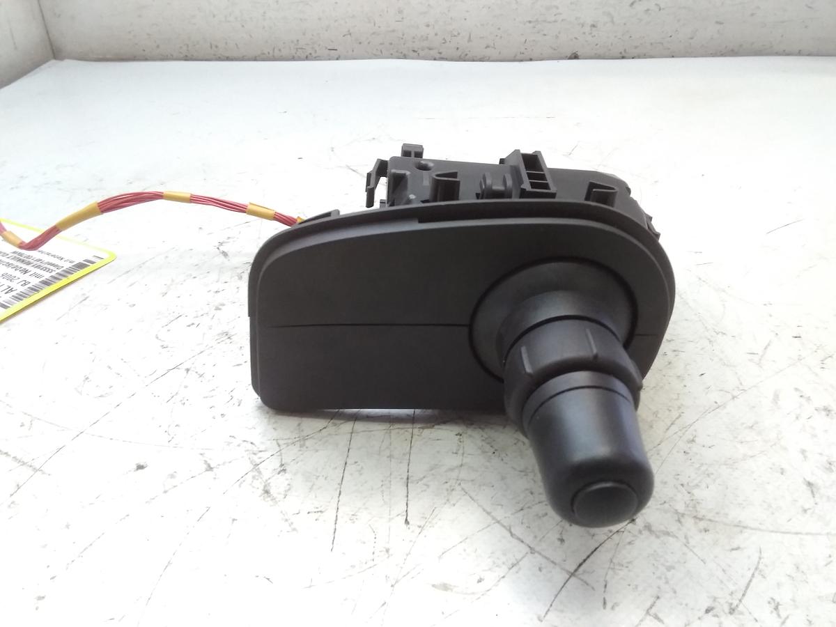 Renault Clio 3 Bj.2006 original Blinkerschalter Lichtschalter mit Nebelscheinwerferfunktion