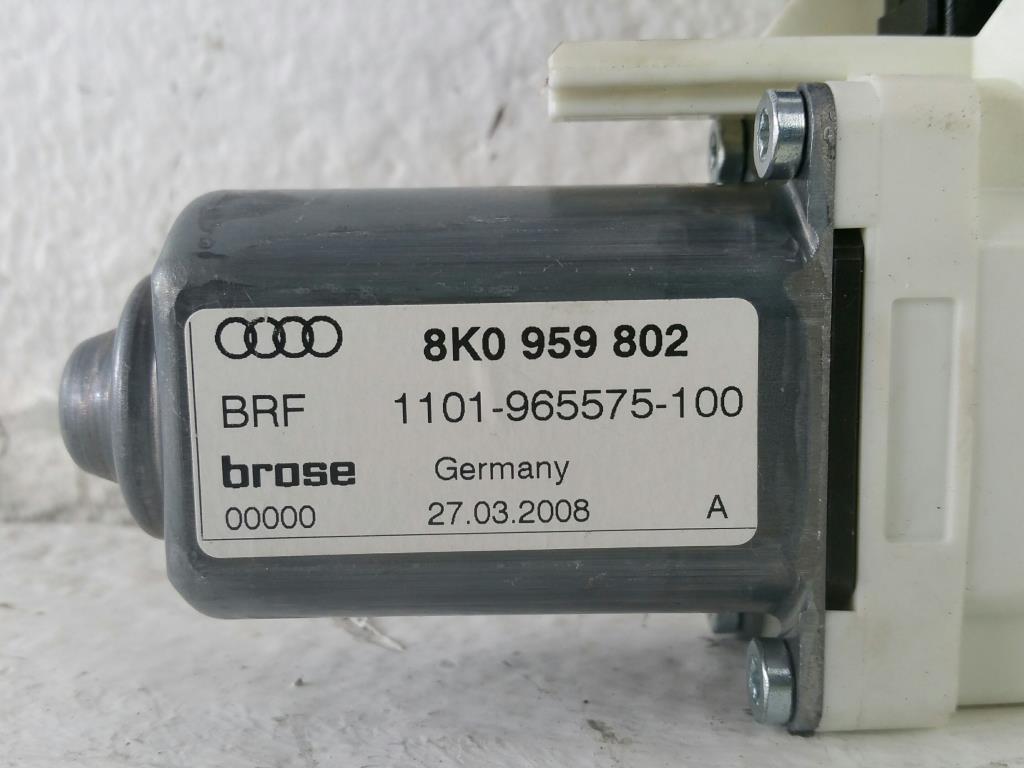 Audi A4 B8 8K Bj.08 orig. Fensterhebermotor vorn rechts 8K0959802