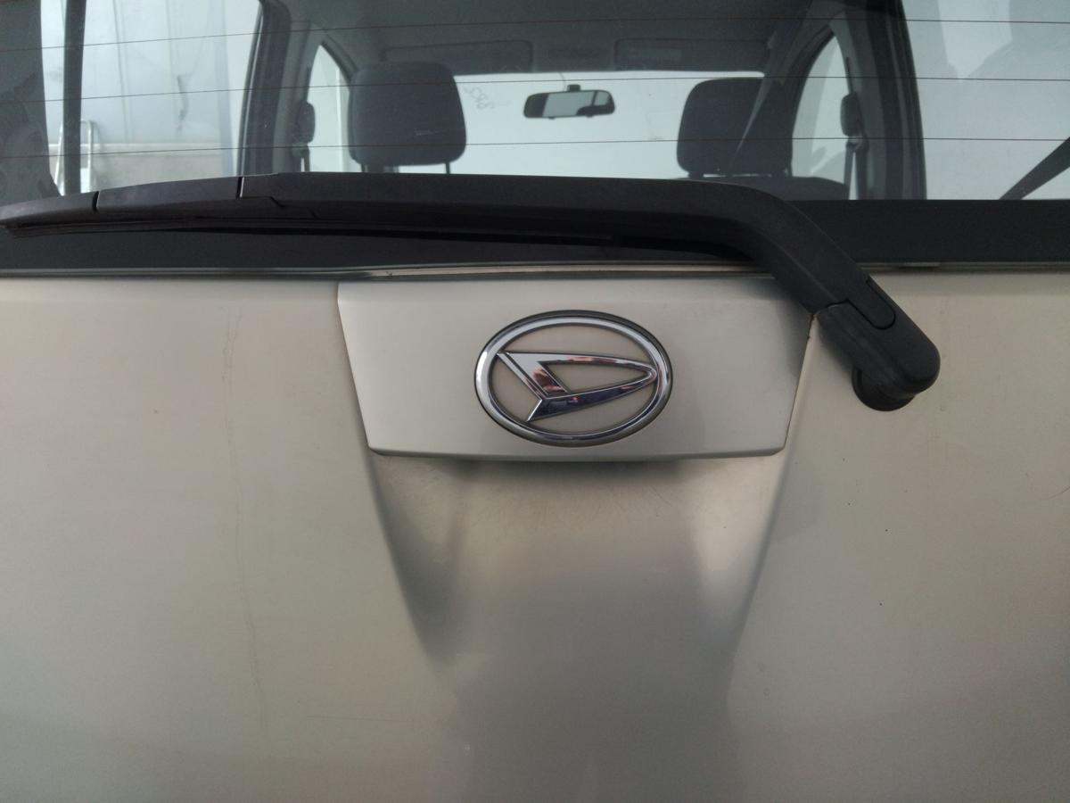 Daihatsu Sirion 2 M300 Heckklappe T17 Champagne Opal mit Heckscheibe BJ2008