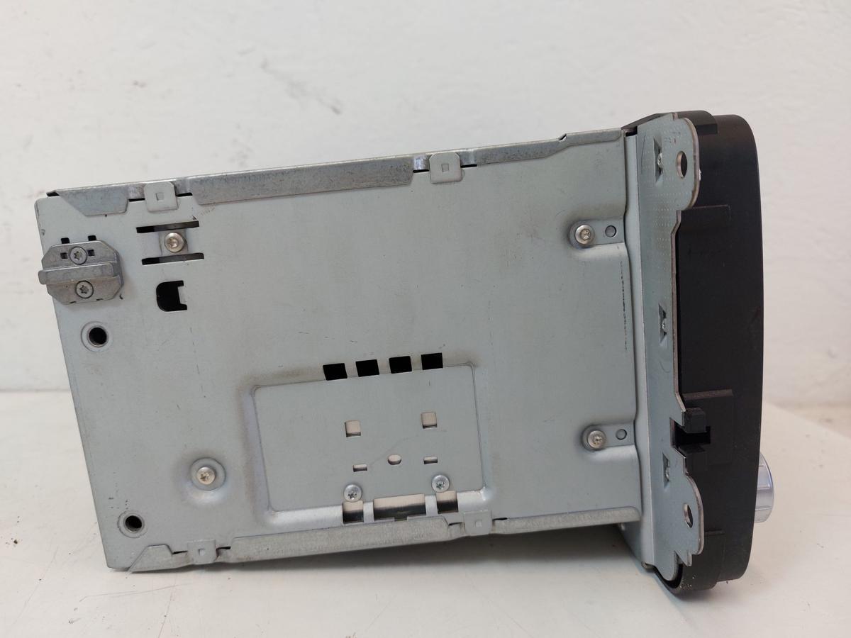 VW Golf 5 Variant Radio Autoradio RCD 300 Originalteil kein Code vorhanden