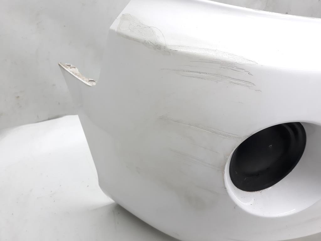 Hyundai Starex H1 Stossf&auml;nger Sto&szlig;stange vorn wei&szlig; BJ2004