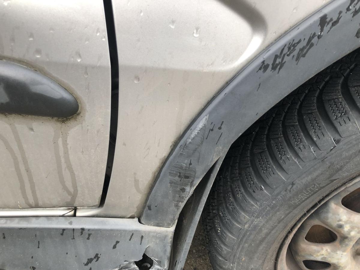 Suzuki Ignis Typ MH Kotfl&uuml;gel rechts Fender Radabdeckung Seitenwand silber