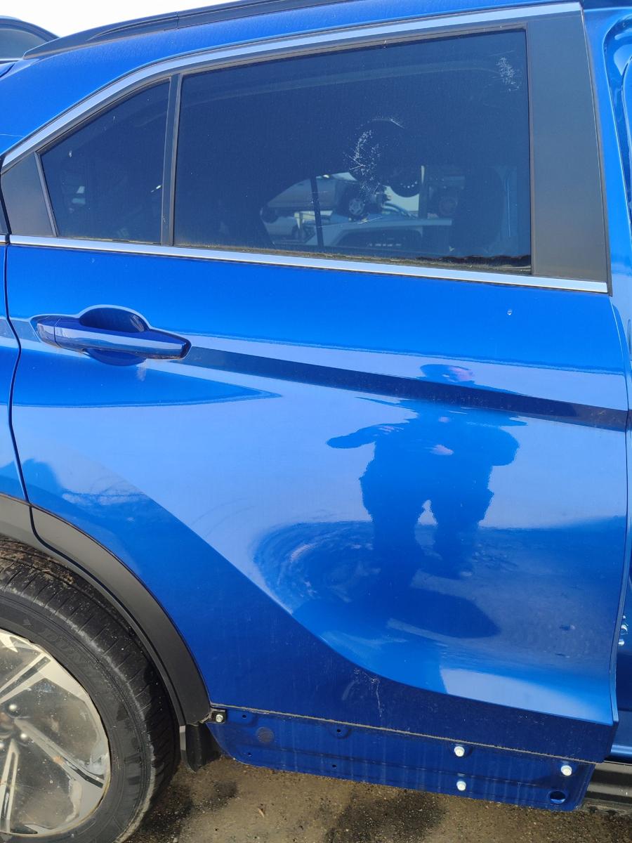 Mitsubishi Eclipse Cross original T&uuml;r rechts hinten D06B blau T&uuml;rscheibe