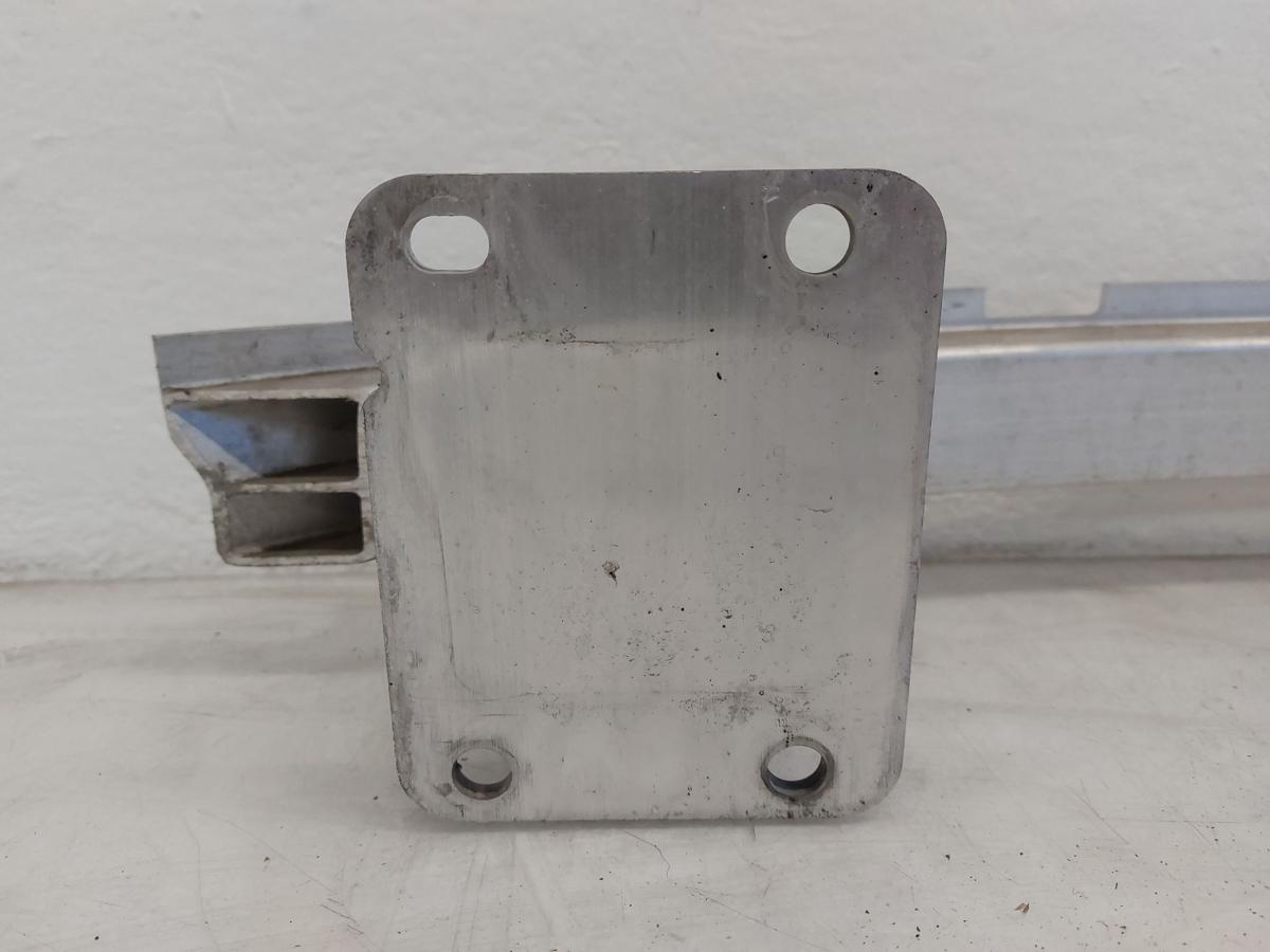 NIO EL6 Elektro SUV Tr&auml;ger Sto&szlig;f&auml;nger hinten Pralltr&auml;ger Sto&szlig;f&auml;ngertr&auml;ger Alu