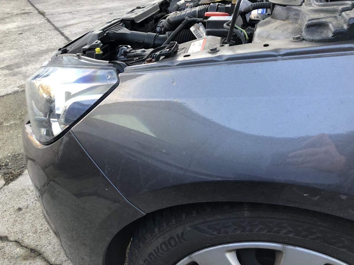 Peugeot 308 SW T9 Kotfl&uuml;gel links Fender KKS Moka grau