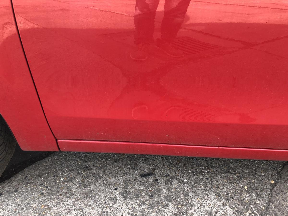 Hyundai i30 FD T&uuml;r vorn links Fahrert&uuml;r im Rohbau JA Shine Red Produktion CZ