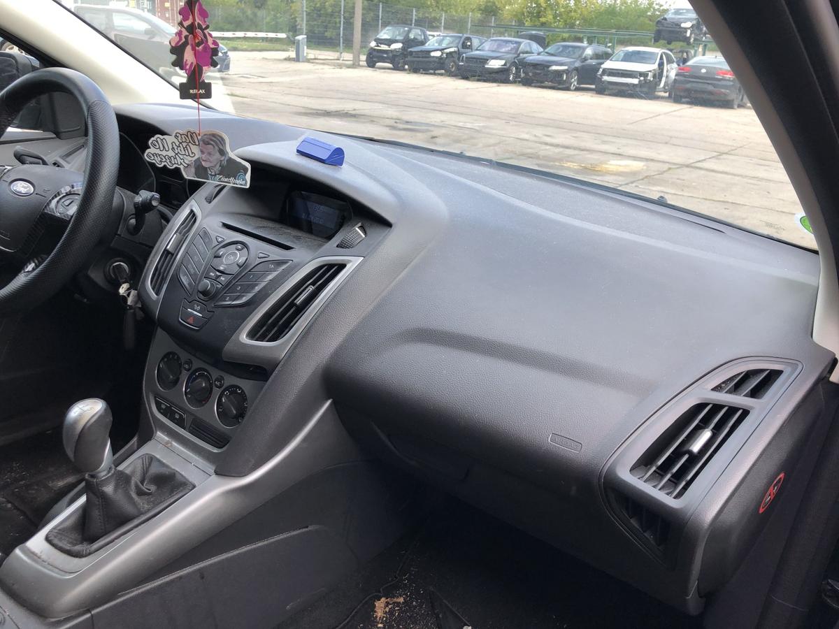 Ford Focus DYB Armaturenbrett Cockpit Dashboard Rohbau Armaturentafel
