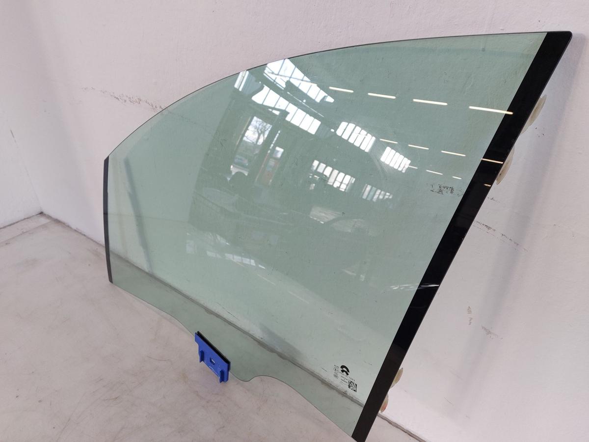 NIO EL6 Elektro SUV T&uuml;rscheibe vorn links Seitenscheibe Doppelverglasung