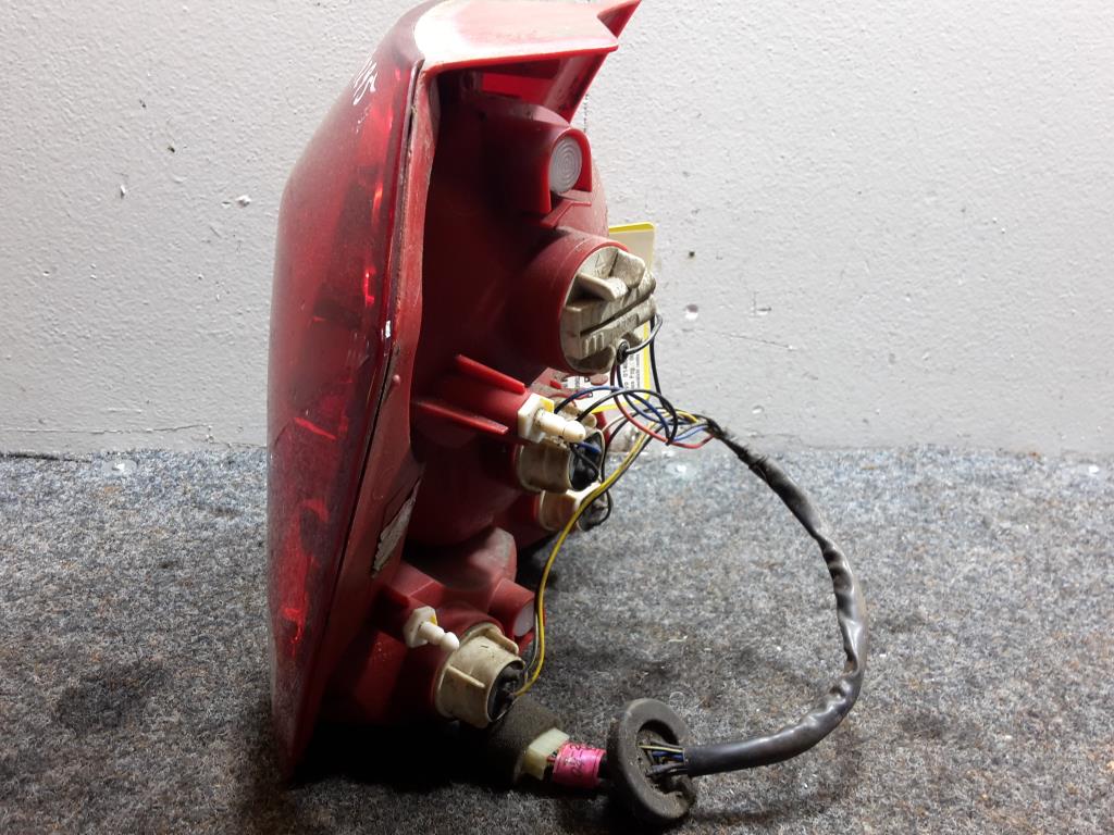 Daewoo Kalos R&uuml;cklicht rechts R&uuml;ckleuchte Heckleuchte 02-05 BJ 2004