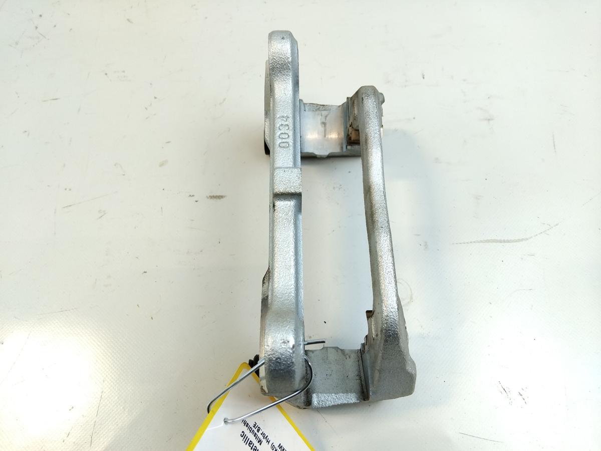 Mitsubishi Eclipse Cross original Tr&auml;ger Bremssattel rechts vorn 2.4 72kw 4B12