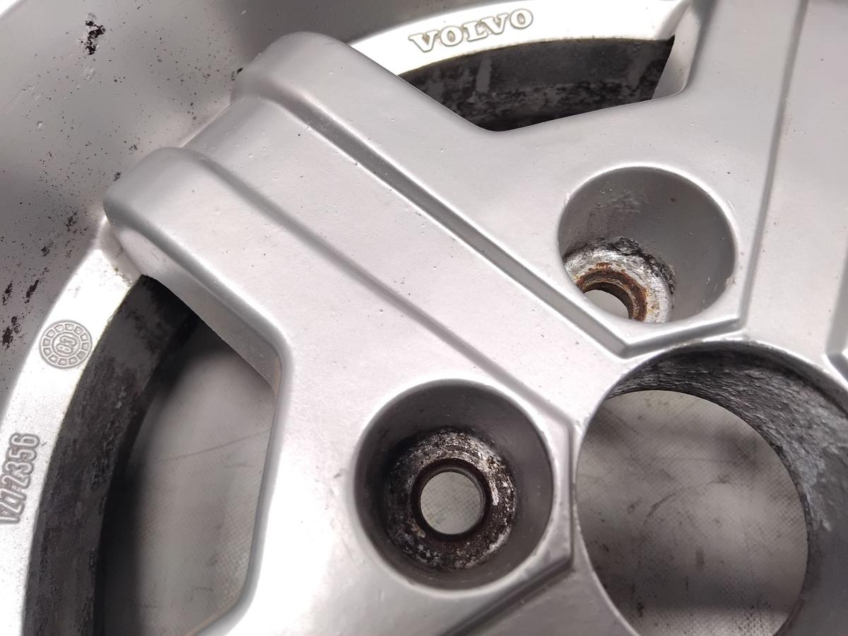 original Alufelge Volvo 6Jx15 ET20 6x15x20 1272356 Volvo 240 Turbo Bj.1980