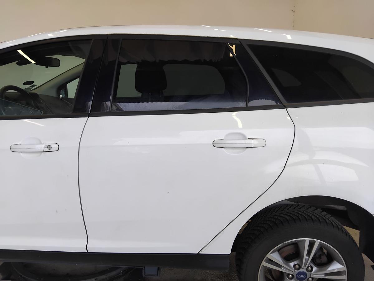 Ford Focus 3 DYB Turnier Tür hinten links frostweiss BJ2013