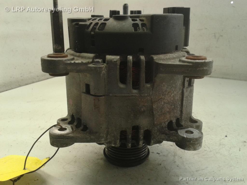 Audi A3 8P original Lichtmaschine Generator 2542695F BJ2007