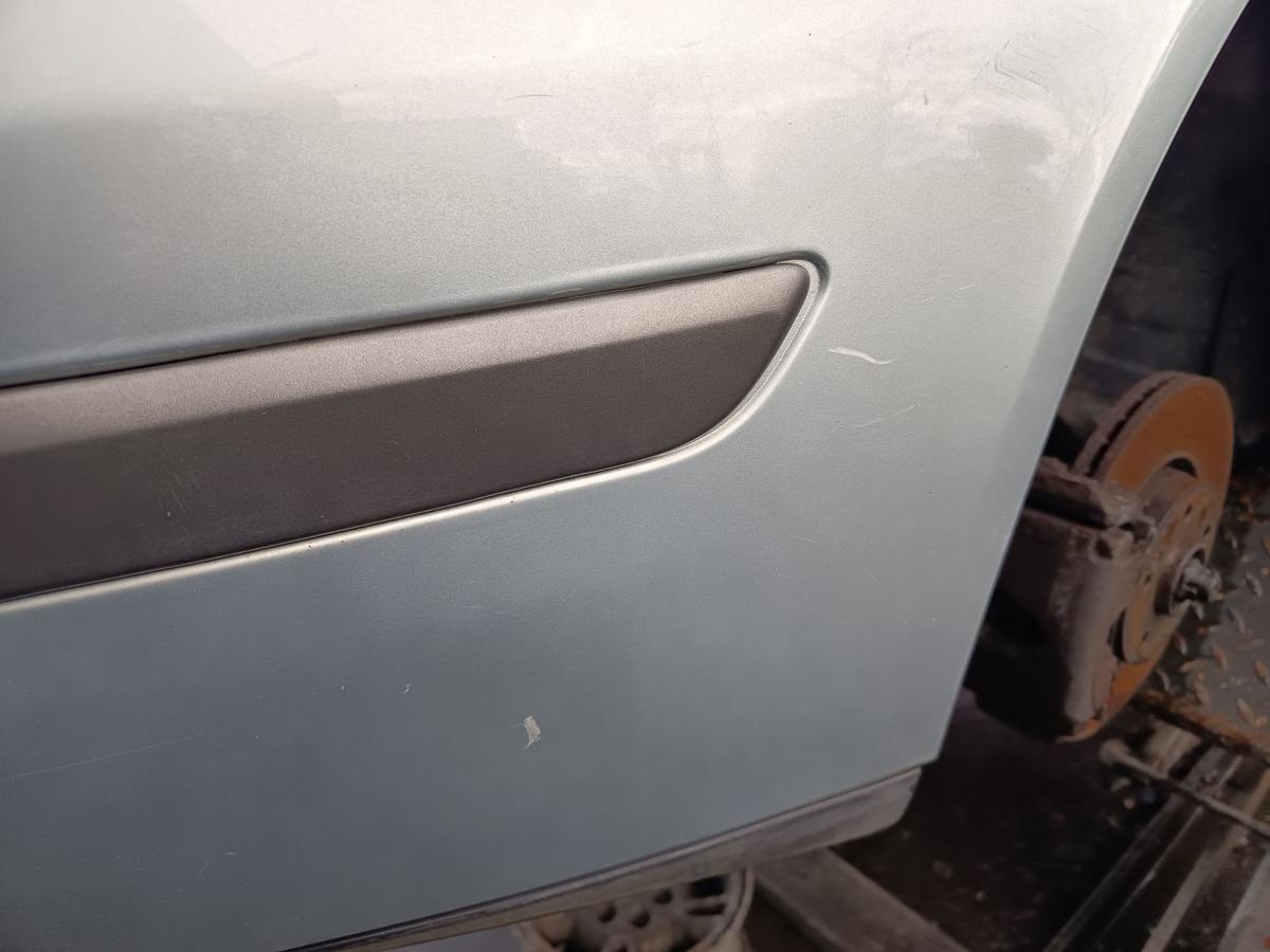 Renault Laguna II original Sto&szlig;stange F&auml;nger vorn Front B64 Granitsilber Bj 2001