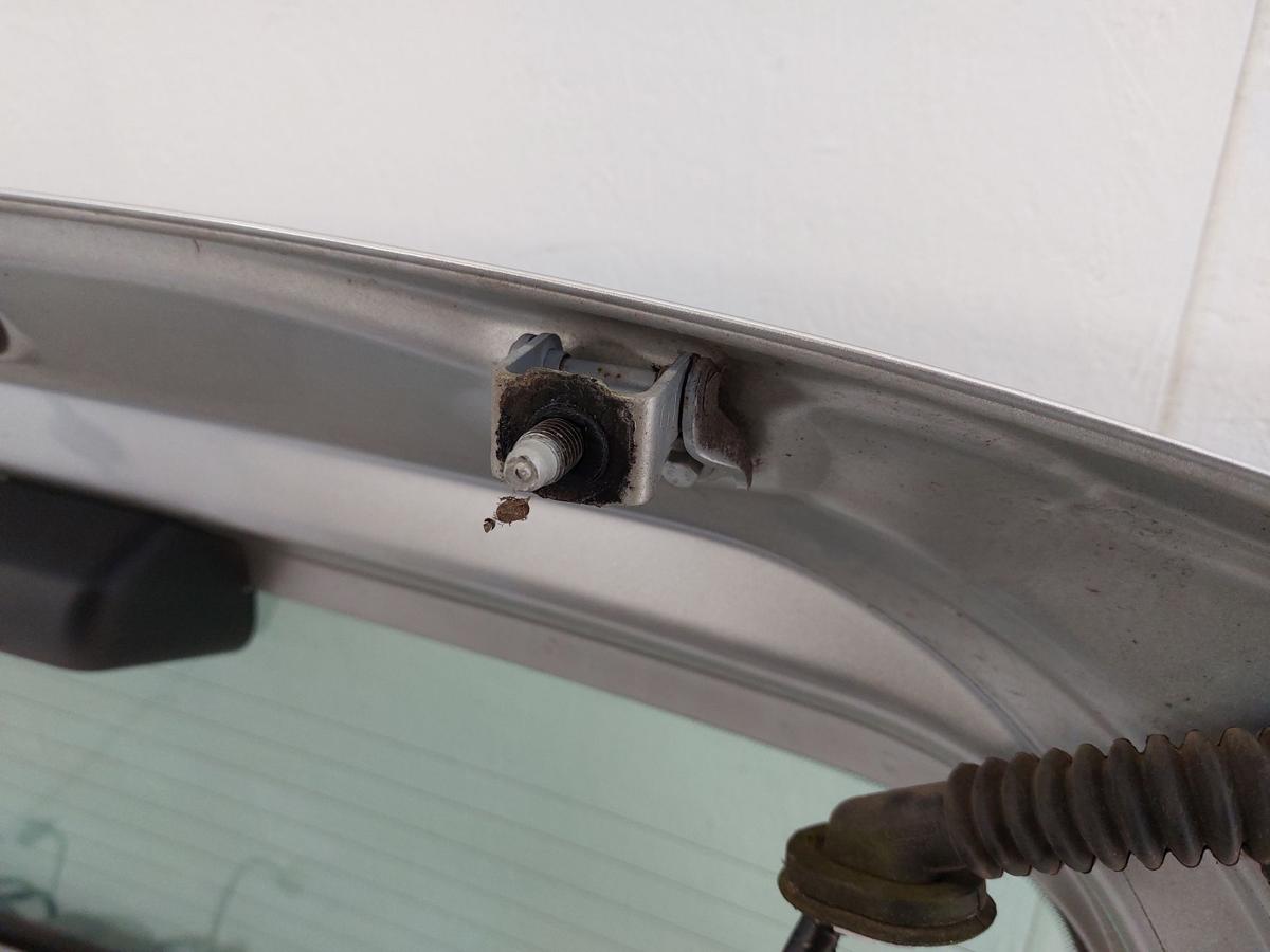 Mazda 2 DY Heckklappe Klappe Deckel hinten Kofferklappe 20N Moondust silver met